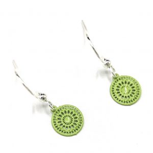 Boucles d'oreille avec bijoux ronds vert clair piloki